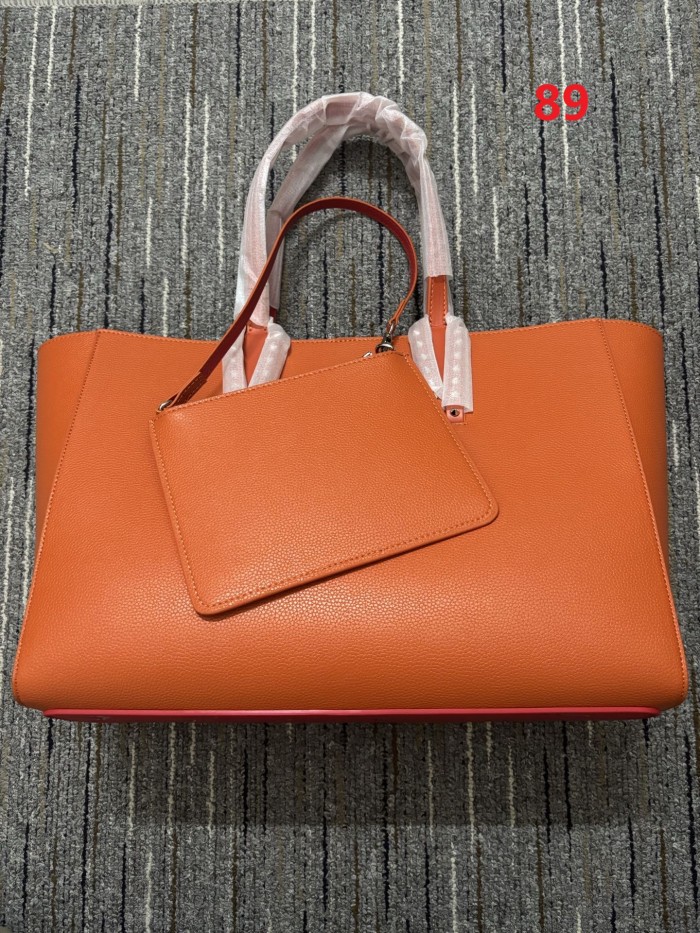 Leather bag ,5A ,size 39x16x29cm,no box,  B130-89-100