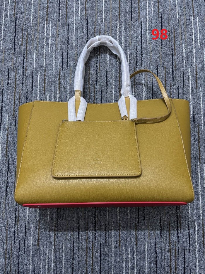 Leather bag ,5A ,size 39x16x29cm,no box,  B130-89-100