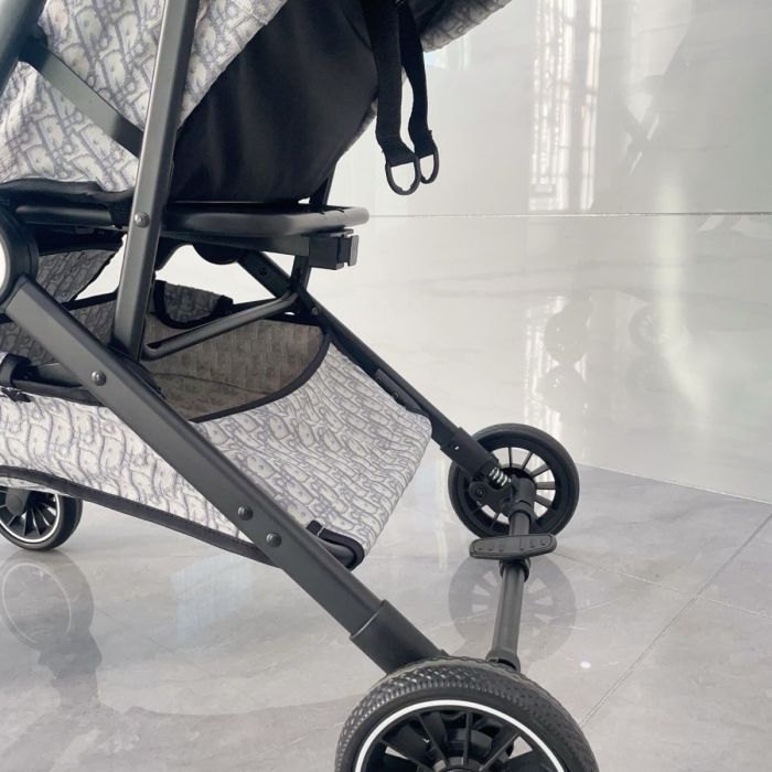 Baby stroller Foldable car for newborns Children go out in strollers，HSE200-6