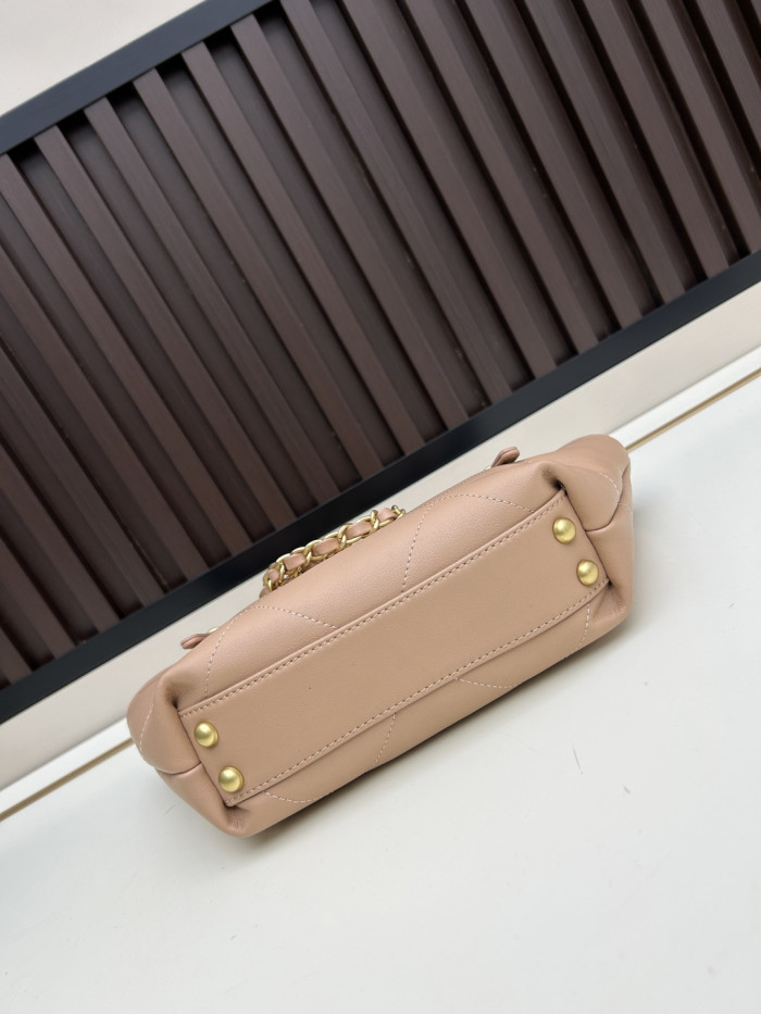 Leather bag ,5A ,size 30x20x6cm,  B98-188