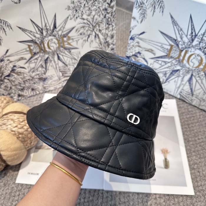 Fashion hat for women ,no box. HX25-707