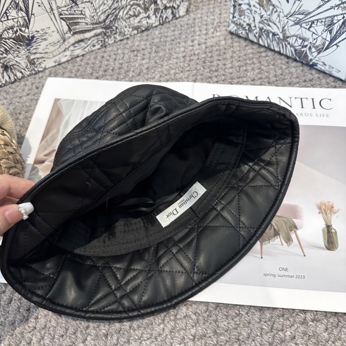 Fashion hat for women ,no box. HX25-707