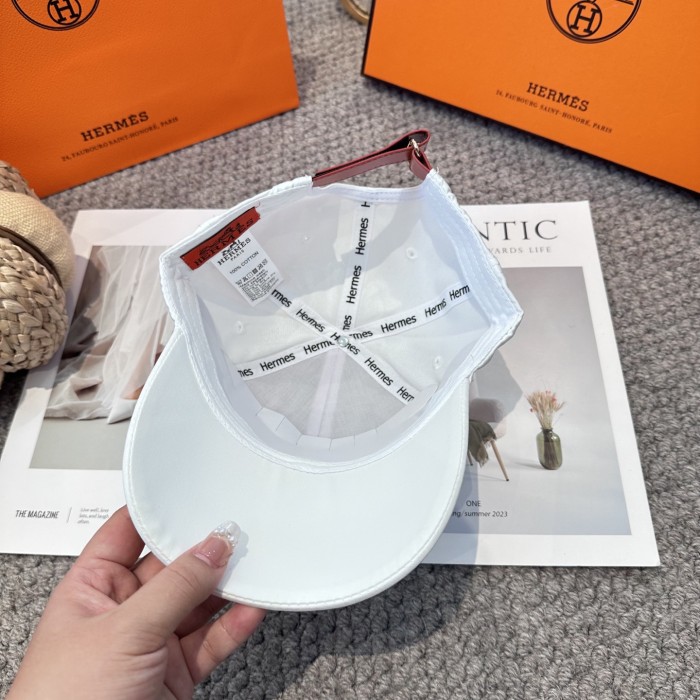Fashion hat for women men ,no box. HX25-704-706