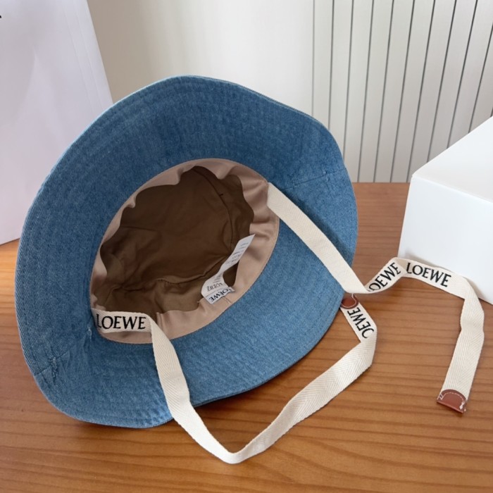 Fashion hat for women  ,no box. HX25-683-686