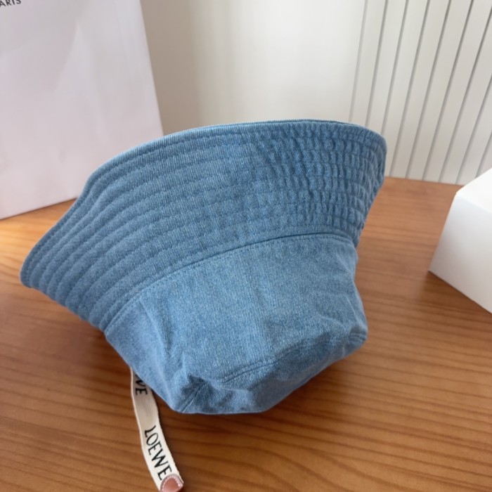 Fashion hat for women  ,no box. HX25-683-686