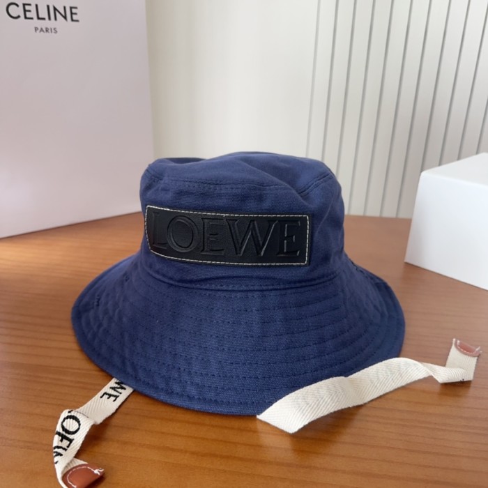 Fashion hat for women  ,no box. HX25-683-686