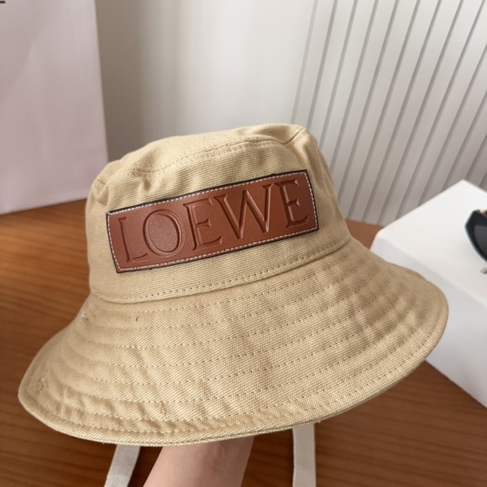Fashion hat for women  ,no box. HX25-683-686