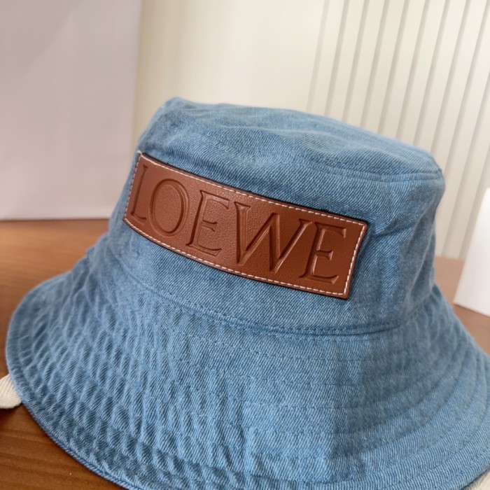Fashion hat for women  ,no box. HX25-683-686
