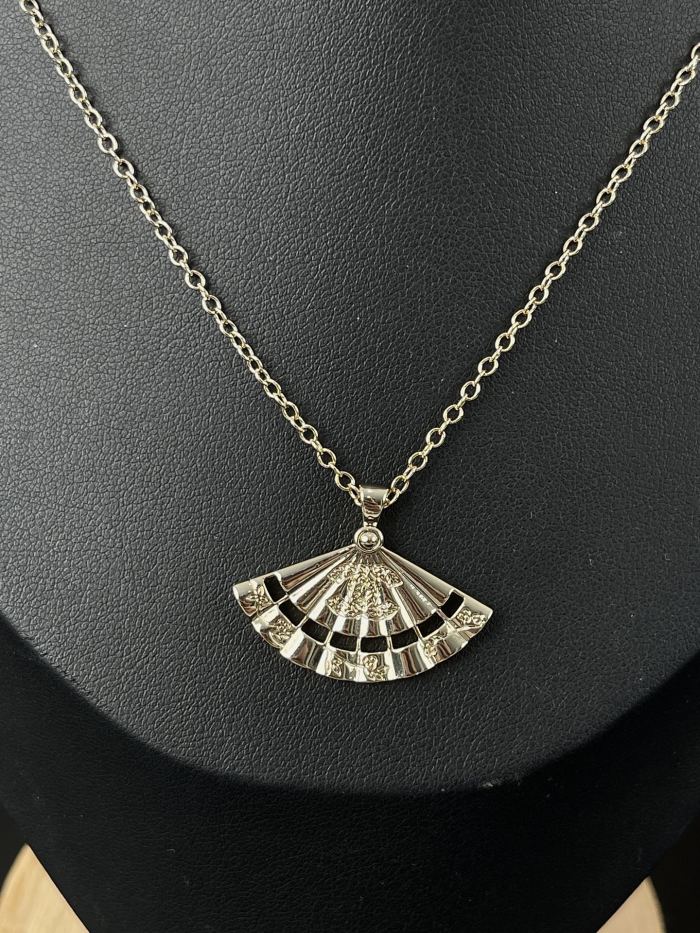 Necklace jewelry ,with box,  J25-236