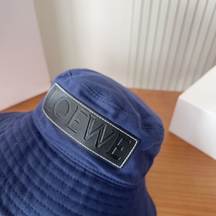 Fashion hat for women  ,no box. HX25-683-686