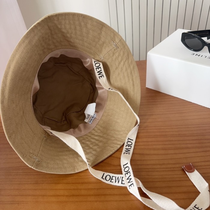 Fashion hat for women  ,no box. HX25-683-686