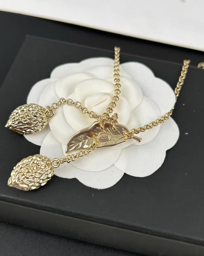 Necklace jewelry ,with box,  J25-229