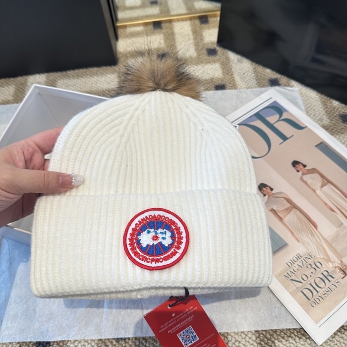 Fashion hat for women men ,no box. HX25-742-745