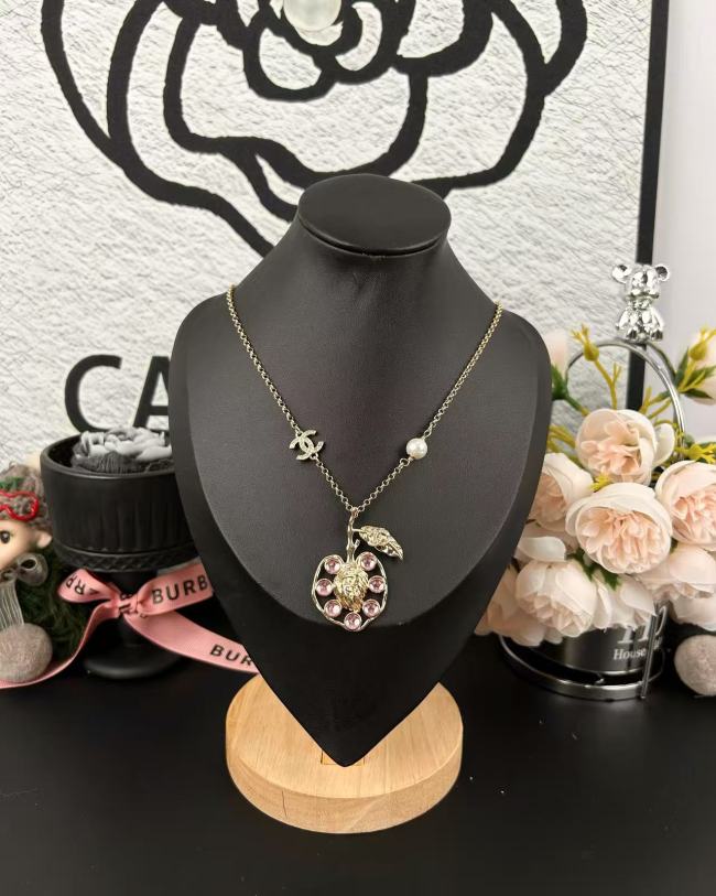 Necklace jewelry ,with box, J25-237
