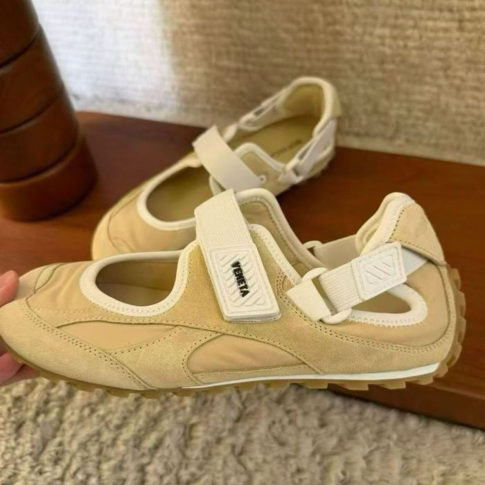Women's Casual shoes and sports sandals,size 35-44,with box, SS70-2652-2654