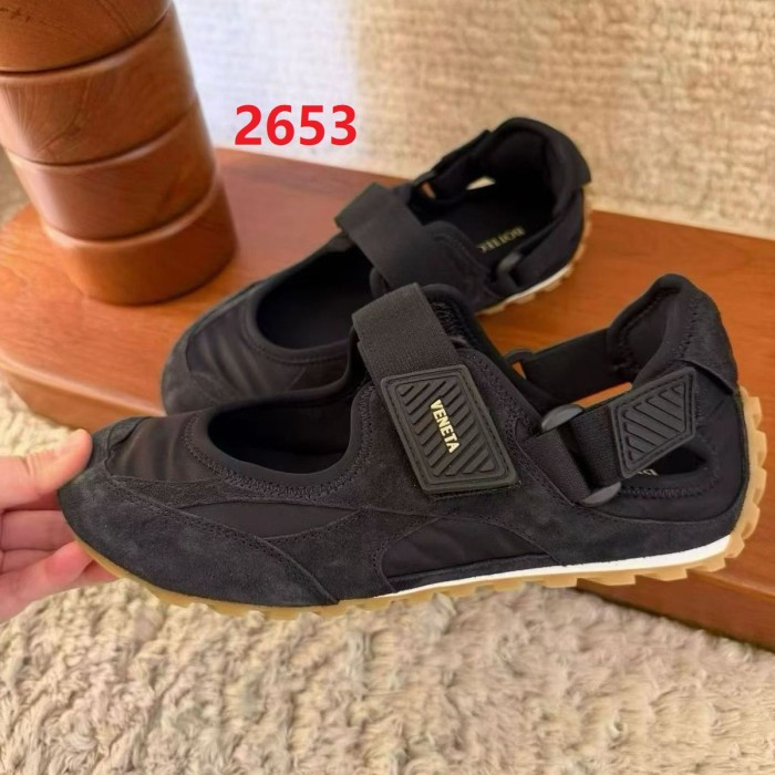 Women's Casual shoes and sports sandals,size 35-44,with box, SS70-2652-2654