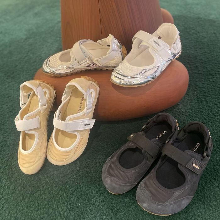 Women's Casual shoes and sports sandals,size 35-44,with box, SS70-2652-2654