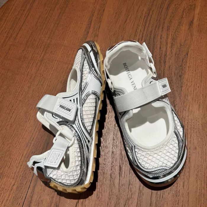 Women's Casual shoes and sports sandals,size 35-44,with box, SS70-2652-2654
