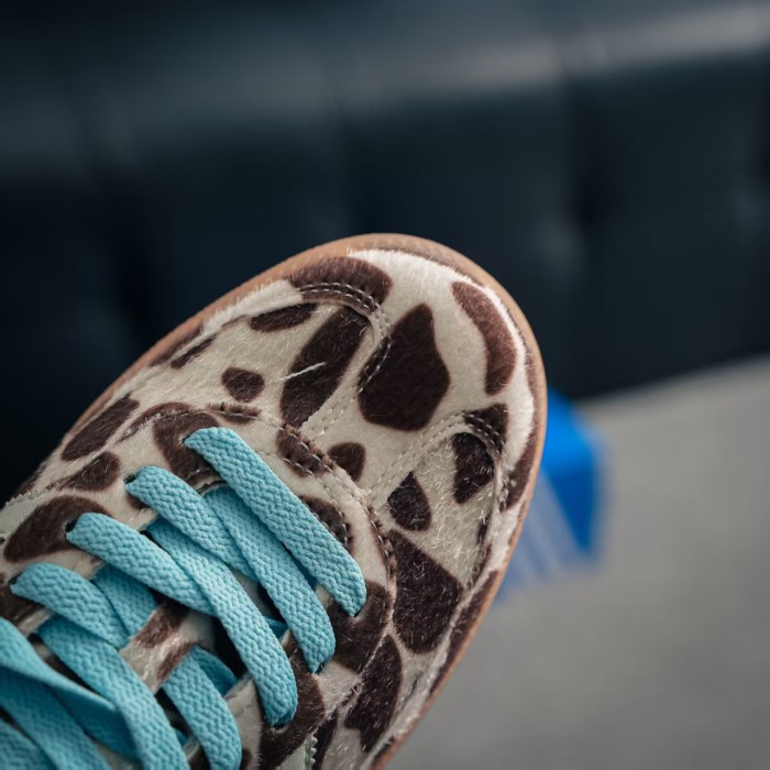 Women runner sneaker shoes,  with box,size 36-40，SS60-3852