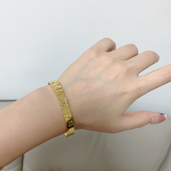 Bracelets jewelry ,with box,  J25-354-355