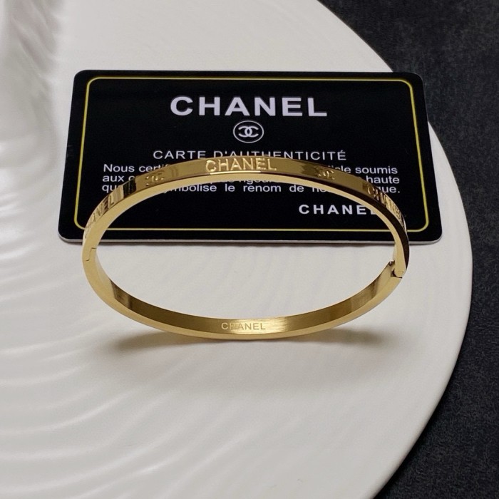 Bracelets jewelry ,with box,  J25-303