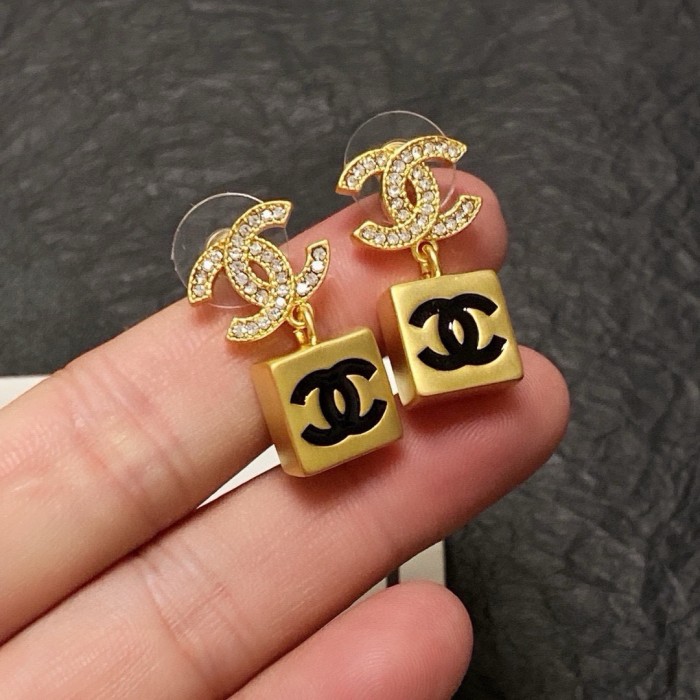 Earring jewelry ,with box,  J25-298