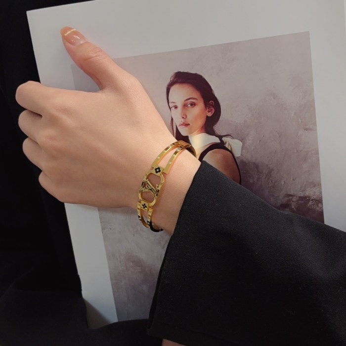 Bracelets jewelry ,with box,  J25-344-345