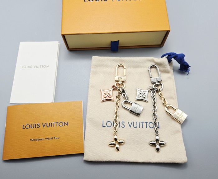Keychain jewelry ,with box,  J25-387-388