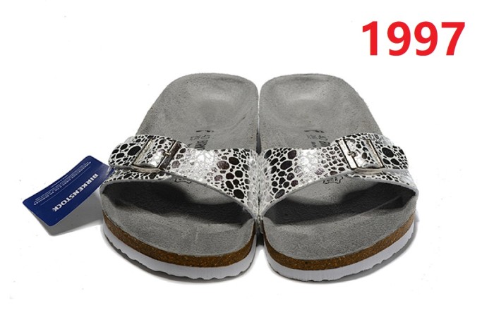 Men women cork vintage beach slippers casual slippers outside,with box,size 35-46, SS50-1997-2000