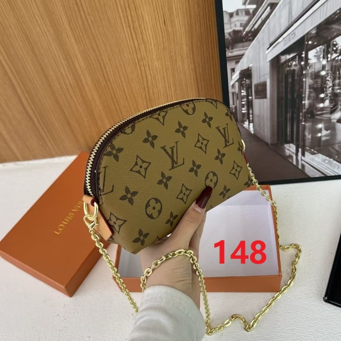 PU leather bag ,AA quality, size 20x12x5cm,no box,  B25-146-151