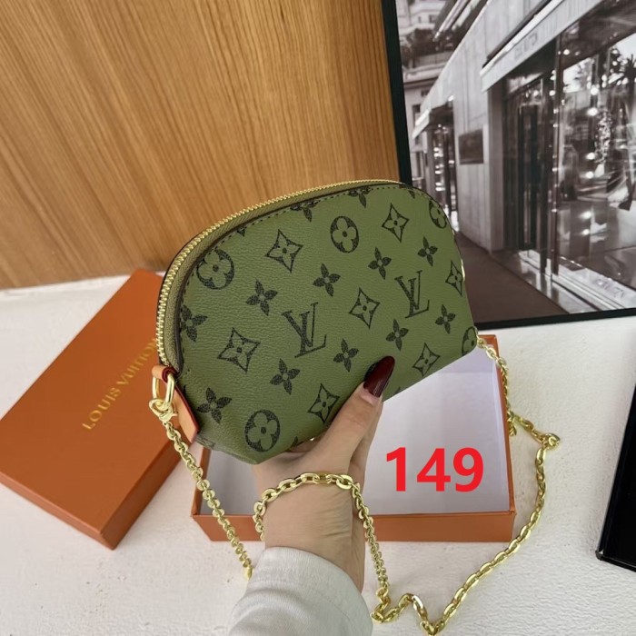 PU leather bag ,AA quality, size 20x12x5cm,no box,  B25-146-151