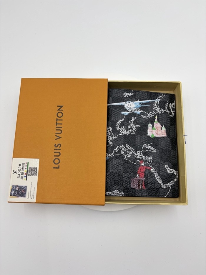 Split leather passport covers,AAAA,with box,size:10*14*2.5cm,B35-268-320