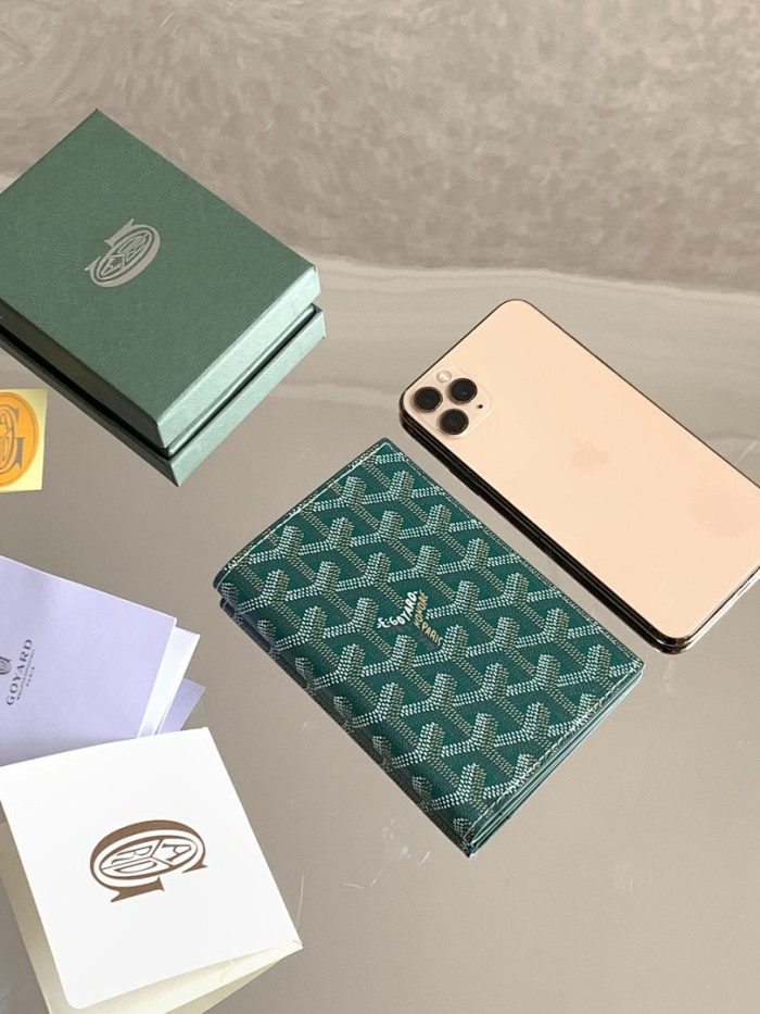 Split leather passport covers,AAAA,with box,size:10*14*2.5cm,B35-343-353