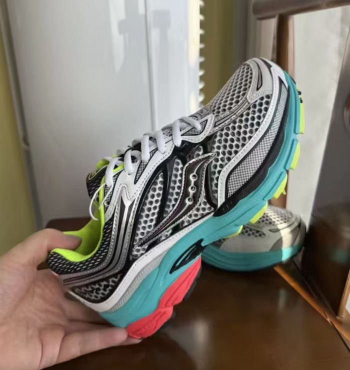 SS70-264-276,   Men  and Women's  sneaker shoes, with box ,size 36-45