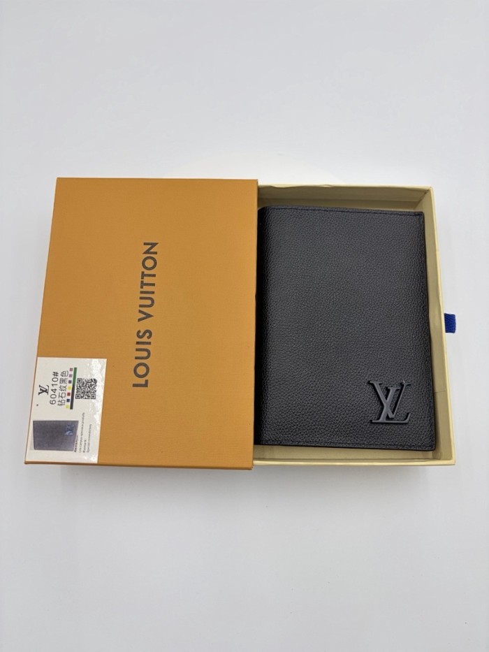 Split leather passport covers,AAAA,with box,size:10*14*2.5cm,B35-321-339