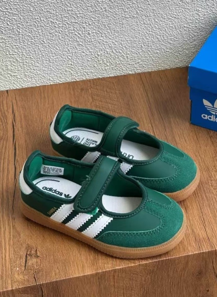 SS35-10-22,  Kid's Retro  sneakers runner shoes, size 22-37,with box