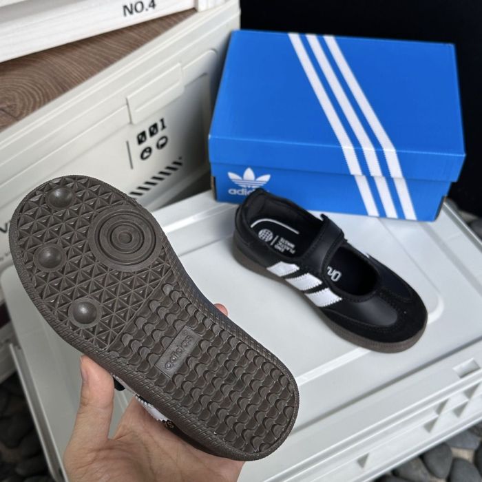 SS35-10-22,  Kid's Retro  sneakers runner shoes, size 22-37,with box