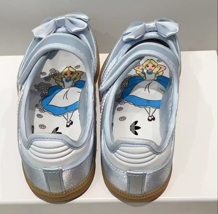 SS35-10-22,  Kid's Retro  sneakers runner shoes, size 22-37,with box