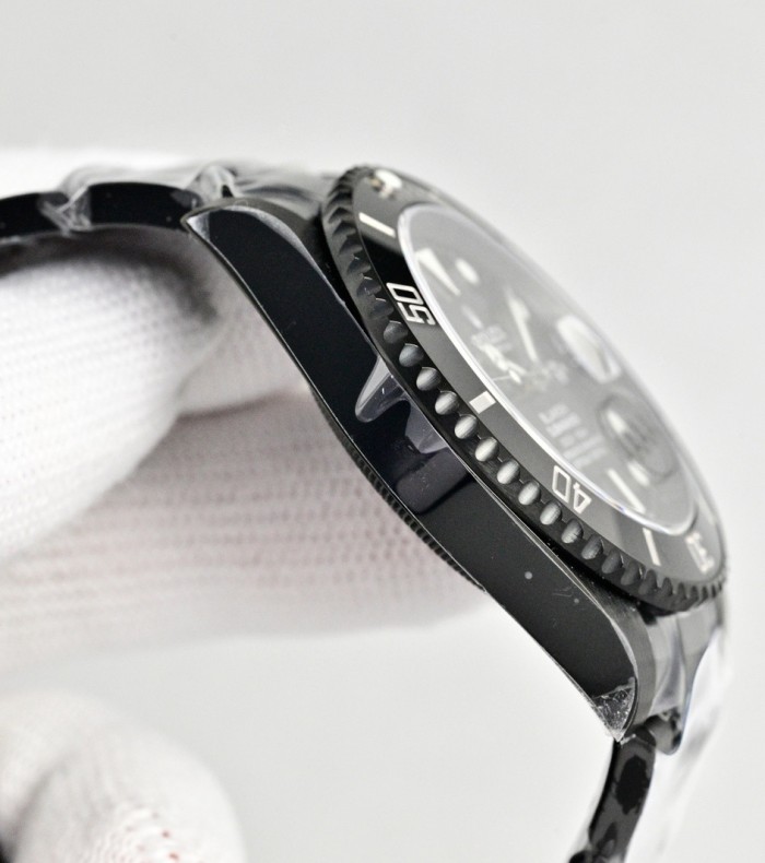 Fully automatic imported mechanical movement watch,904L stainless steel，Mineral scratch-resistant mirror glass，with box, size 40mm，WT360-1-2
