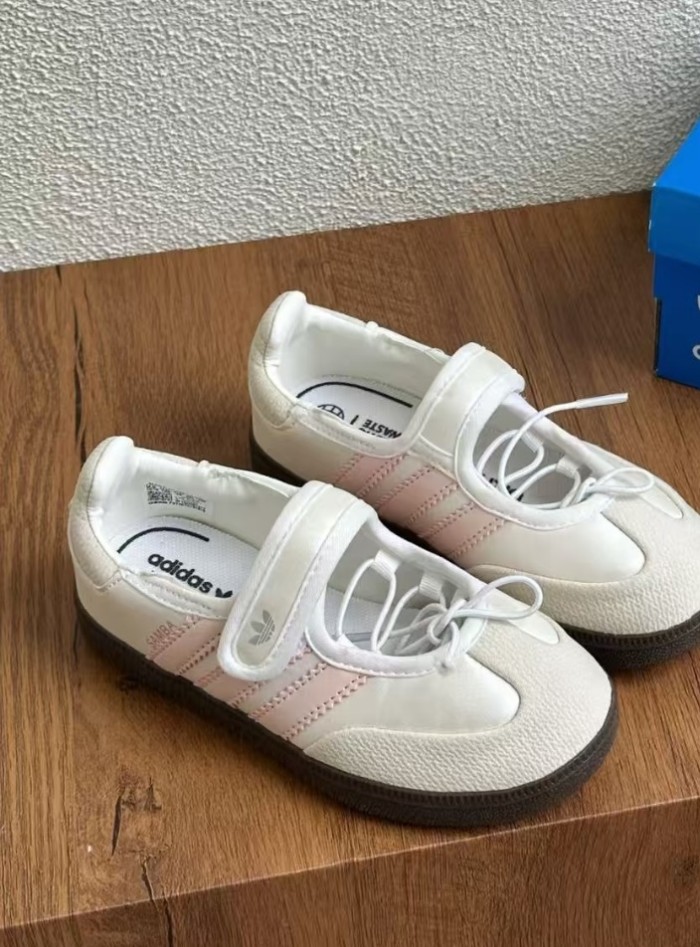 SS35-10-22,  Kid's Retro  sneakers runner shoes, size 22-37,with box