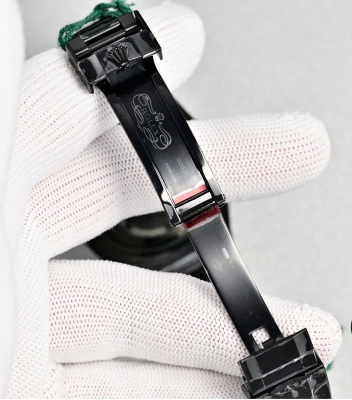 Fully automatic imported mechanical movement watch,904L stainless steel，Mineral scratch-resistant mirror glass，with box, size 40mm，WT360-1-2