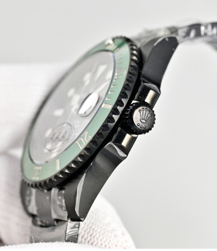 Fully automatic imported mechanical movement watch,904L stainless steel，Mineral scratch-resistant mirror glass，with box, size 40mm，WT360-1-2