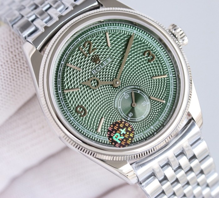 7140 Fully automatic imported mechanical movement watch,Mineral scratch-resistant mirror glass,with box, size 39*9.5mm，WT550-2-10