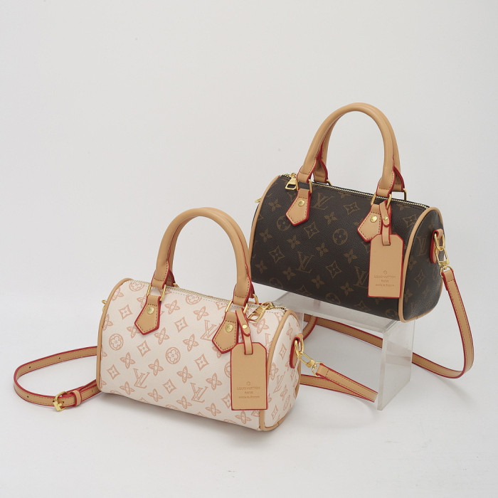 PU leather bag ,AA quality, size 22x14x11cm,no box,  B28-308-314