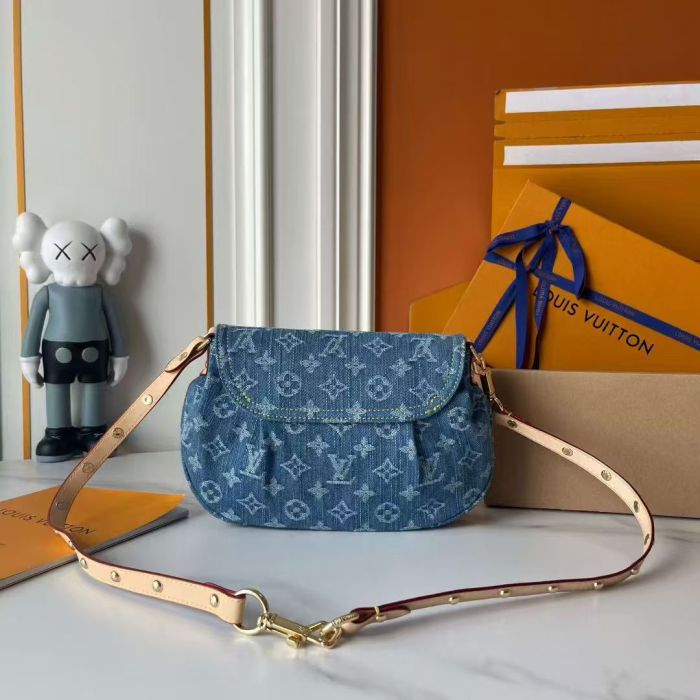 Denim and Split leather bag ,4A ,size 27*18*3 cm,  B88-771