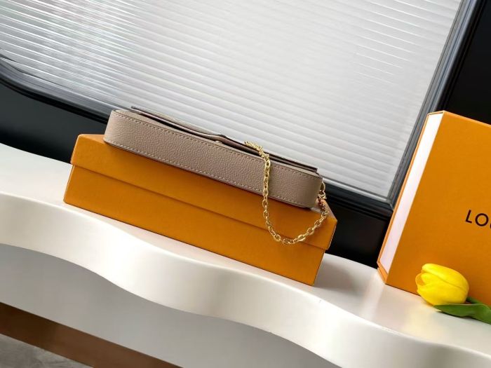 Leather bag, 5A,size 21x12x3cm,no box,B50-150