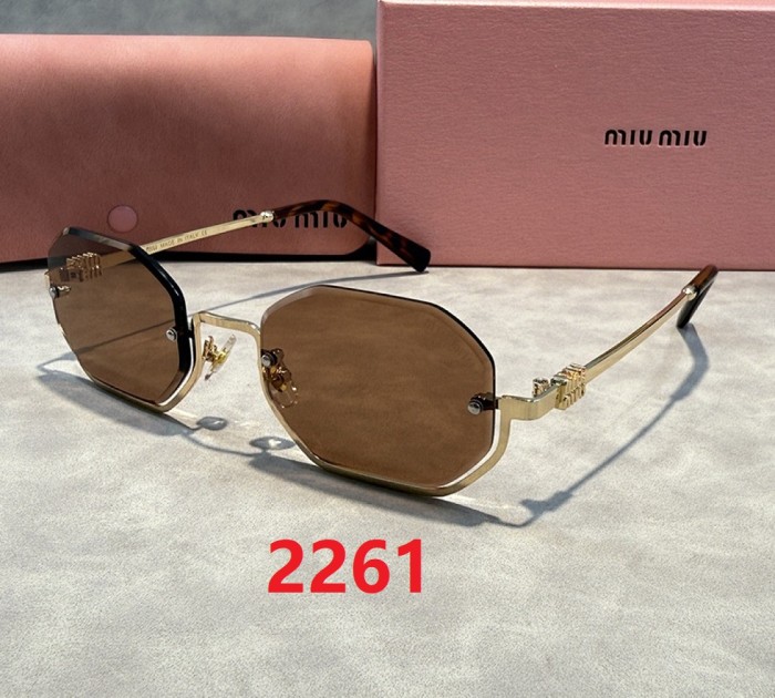 Blue light blocking sunglasses with the box and case ,G25-2256-2262