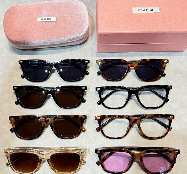Blue light blocking sunglasses with the box and case ,G25-2199-2206