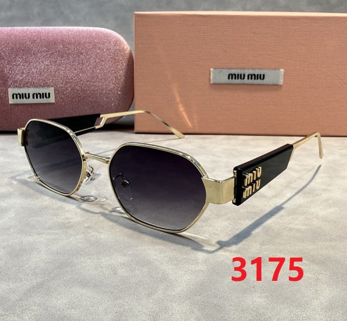 Blue light blocking sunglasses with the box and case ,G25-3174-3179