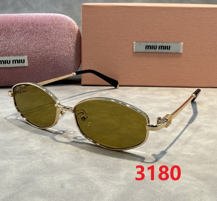 Blue light blocking sunglasses with the box and case ,G25-3180-3186